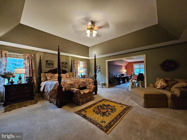 30 MELCHOR DR, Easton, PA 18042