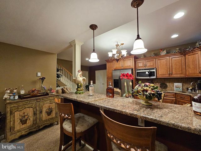 30 MELCHOR DR, Easton, PA 18042