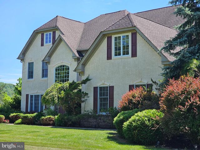 30 MELCHOR DR, Easton, PA 18042