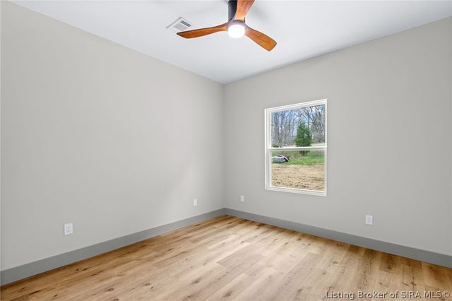 7725 NE Greenbrier Road, Georgetown, IN 47122