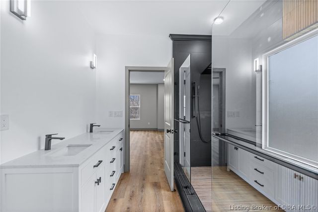 7725 NE Greenbrier Road, Georgetown, IN 47122