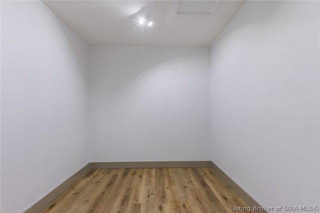 7725 NE Greenbrier Road, Georgetown, IN 47122