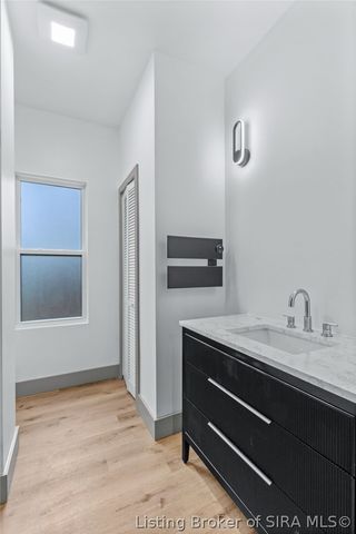 7725 NE Greenbrier Road, Georgetown, IN 47122