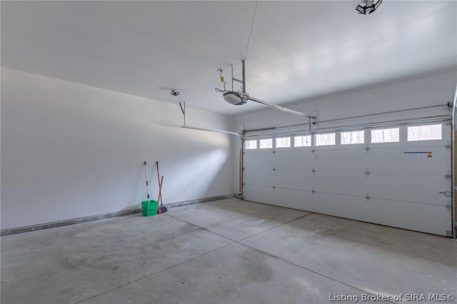 7725 NE Greenbrier Road, Georgetown, IN 47122