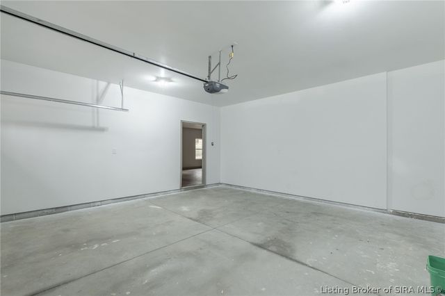 7725 NE Greenbrier Road, Georgetown, IN 47122