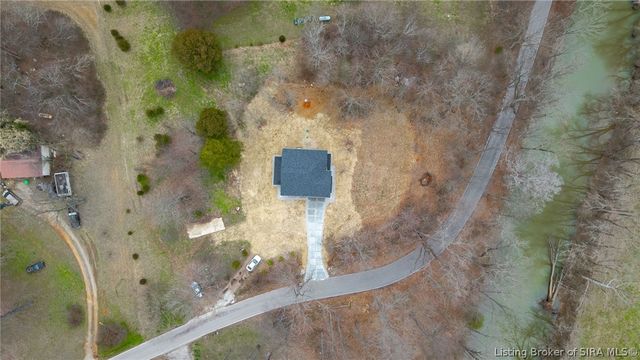 7725 NE Greenbrier Road, Georgetown, IN 47122