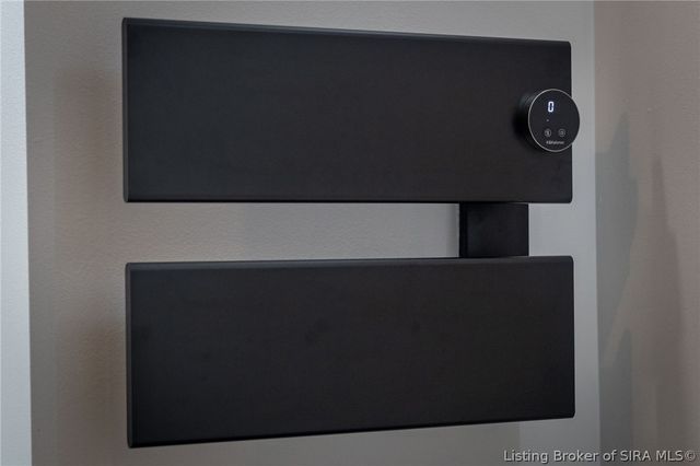 7725 NE Greenbrier Road, Georgetown, IN 47122