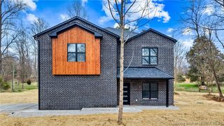 7725 NE Greenbrier Road, Georgetown, IN 47122