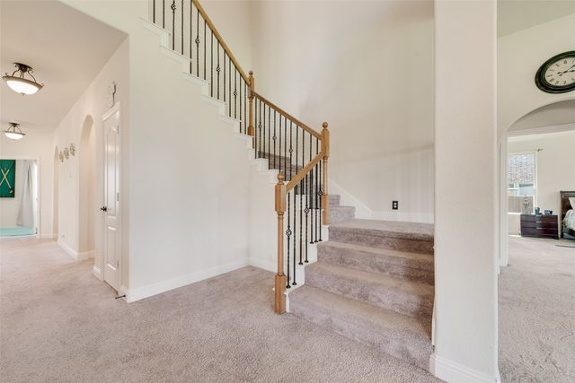 1017 Vista Lane, Desoto, TX 75115