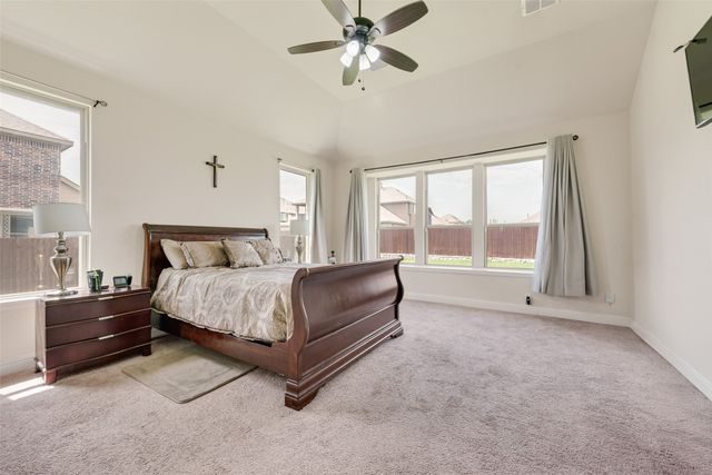 1017 Vista Lane, Desoto, TX 75115