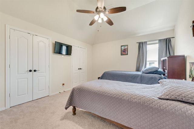 1017 Vista Lane, Desoto, TX 75115