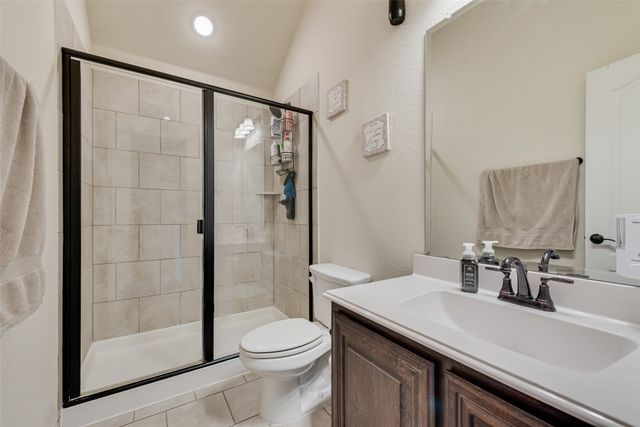 1017 Vista Lane, Desoto, TX 75115