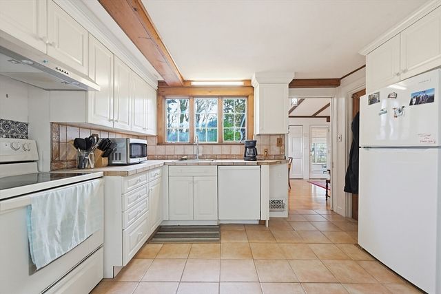 236 Union, Weymouth, MA 02190