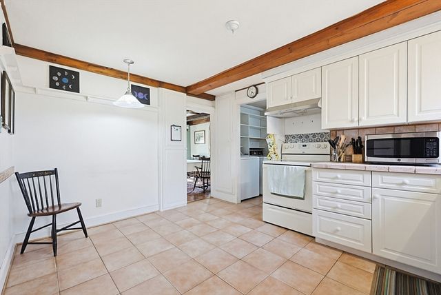 236 Union, Weymouth, MA 02190