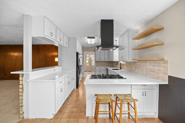 10214 Huntington View Drive, Houston, TX 77099