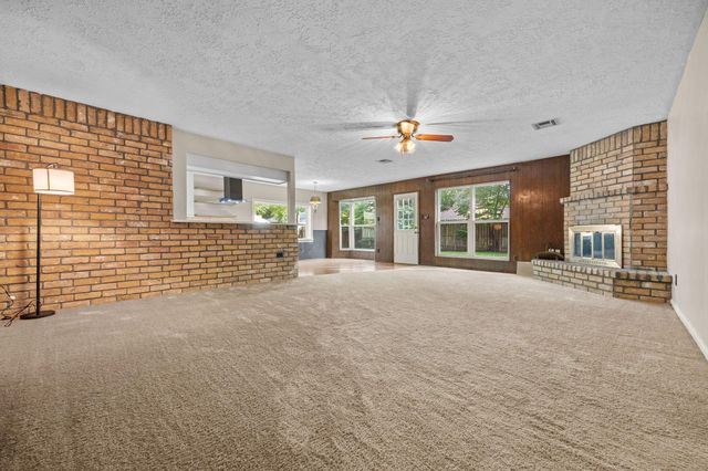 10214 Huntington View Drive, Houston, TX 77099