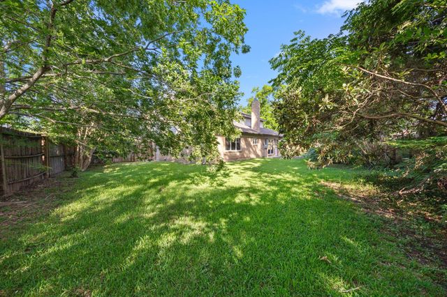 10214 Huntington View Drive, Houston, TX 77099