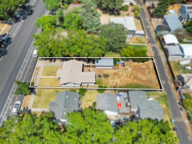 304 Sierra Blvd, Roseville, CA 95678