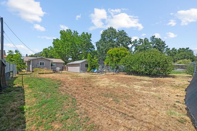 304 Sierra Blvd, Roseville, CA 95678