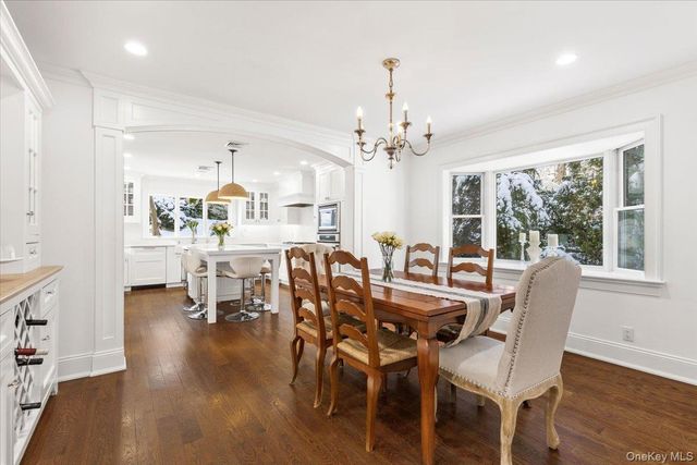 14 Eagles Bluff, Rye Brook, NY 10573