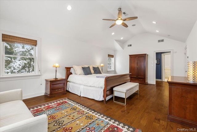 14 Eagles Bluff, Rye Brook, NY 10573