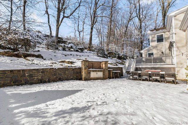 14 Eagles Bluff, Rye Brook, NY 10573
