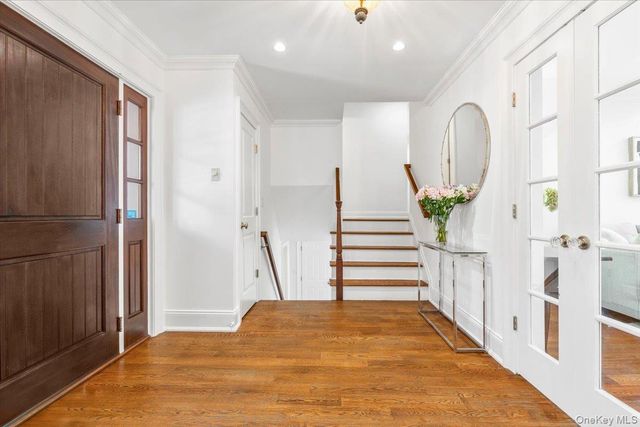 14 Eagles Bluff, Rye Brook, NY 10573