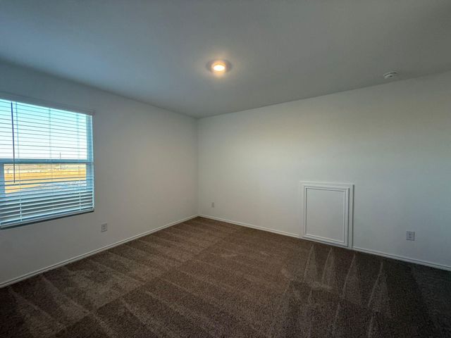 499 Avre LOOP, Kyle, TX 78640