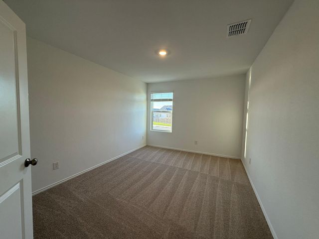 499 Avre LOOP, Kyle, TX 78640