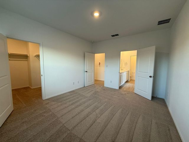 499 Avre LOOP, Kyle, TX 78640