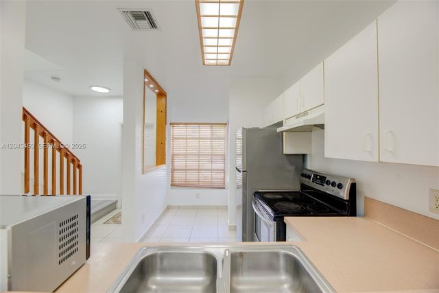 728 SW 122nd Ave 0, Pembroke Pines, FL 33025