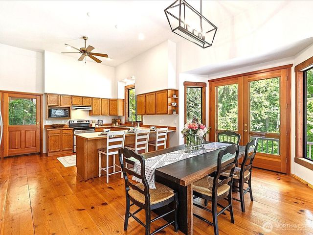 14440 Kelly Road NE, Duvall, WA 98019