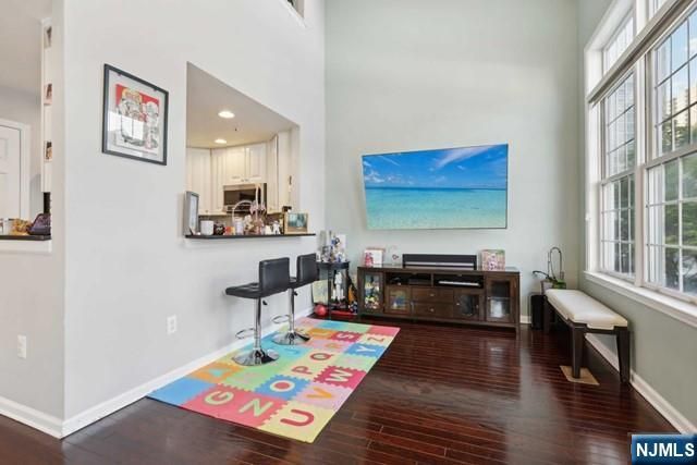 80 Lydia Drive, Guttenberg, NJ 07093