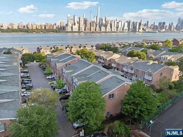 80 Lydia Drive, Guttenberg, NJ 07093