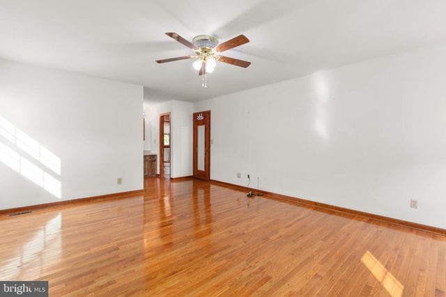 13464 ESSEX ST, Culpeper, VA 22701