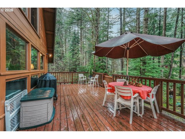 15202 WASHOUGAL RIVER Rd, Washougal, WA 98671