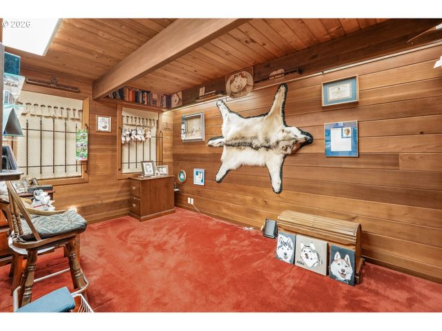 15202 WASHOUGAL RIVER Rd, Washougal, WA 98671