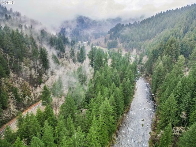 15202 WASHOUGAL RIVER Rd, Washougal, WA 98671