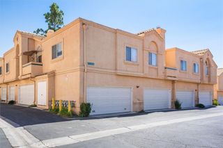 18832 Vista Del Canon G, Newhall, CA 91321