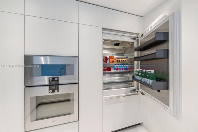 300 Biscayne Blvd Way 3709w, Miami, FL 33131