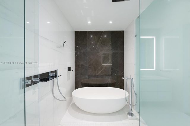 300 Biscayne Blvd Way 3709w, Miami, FL 33131