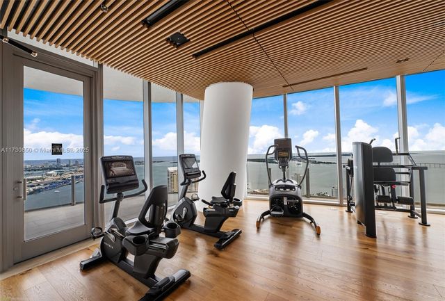 300 Biscayne Blvd Way 3709w, Miami, FL 33131