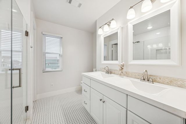 1814 Tiki Drive, Tiki Island, TX 77554