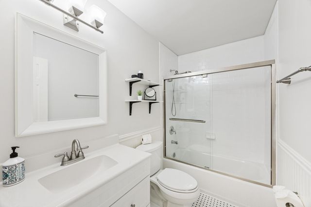 1814 Tiki Drive, Tiki Island, TX 77554