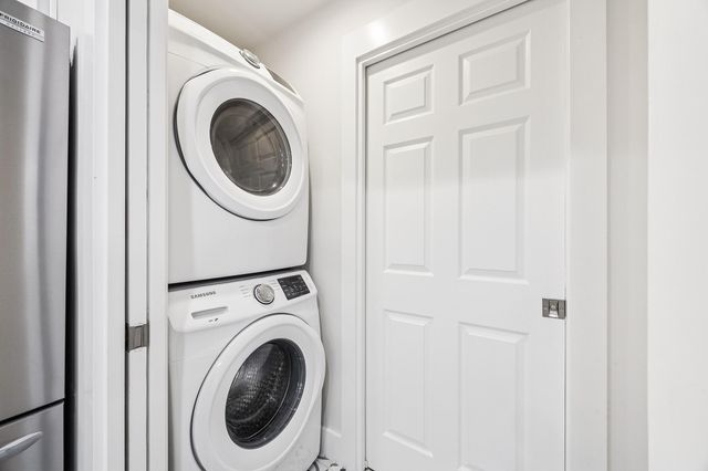 1814 Tiki Drive, Tiki Island, TX 77554