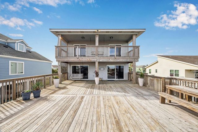 1814 Tiki Drive, Tiki Island, TX 77554