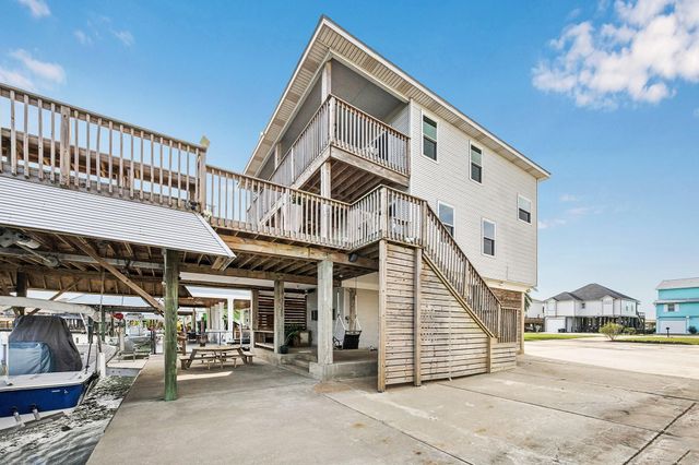 1814 Tiki Drive, Tiki Island, TX 77554