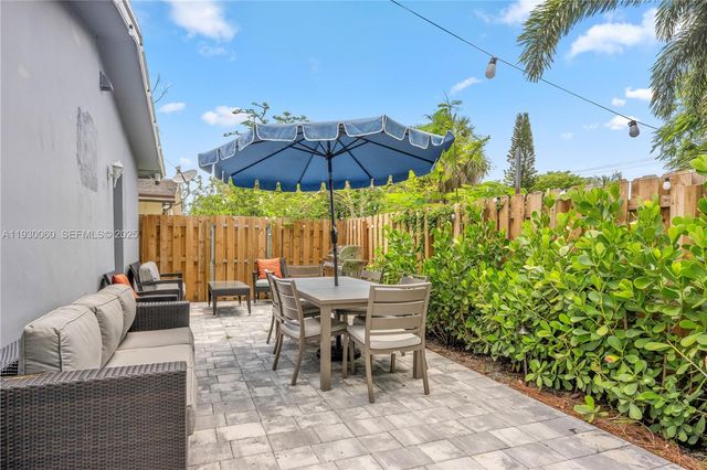 1208 NE 5th Ave 3, Fort Lauderdale, FL 33304