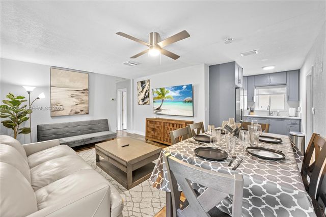 1208 NE 5th Ave 3, Fort Lauderdale, FL 33304