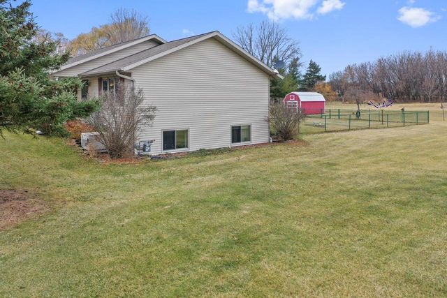 8144 SOUTH CHASE ROAD, Pulaski, WI 54162
